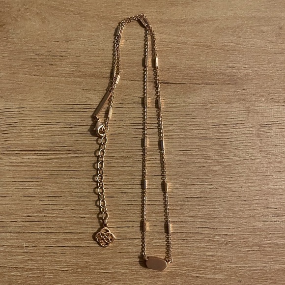 Kendra Scott Fern Pendant Necklace In 